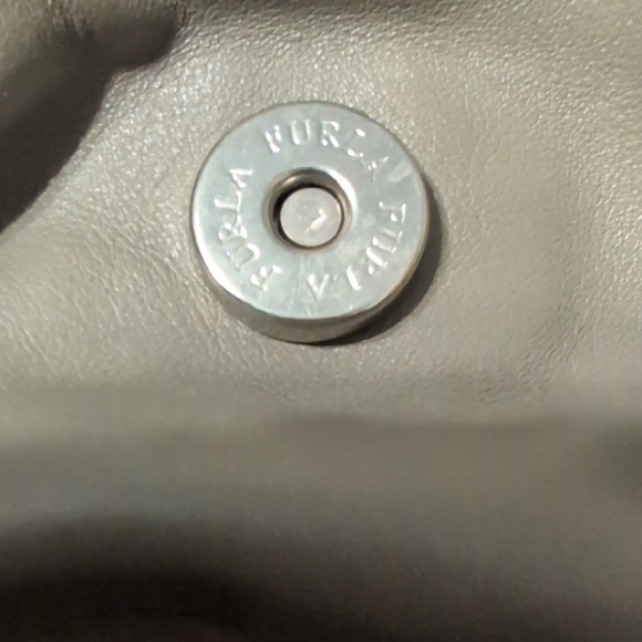 Furla Beige Leather Tote Bag Slouchy Fade Vintage Roomy 10 x 16 Purse - Picture 14 of 16